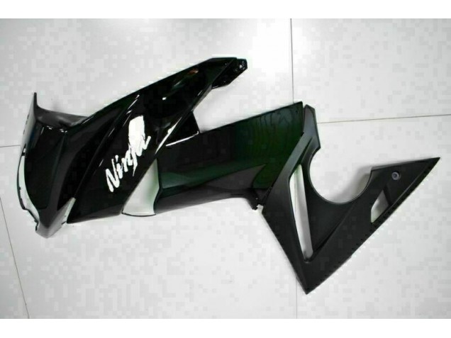 Lucido Nero Carene Moto Kawasaki EX650 09-11 Lucido Nero Carene Moto Kawasaki EX650 09-11