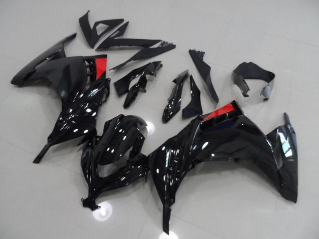 Nero Rosso Carene Moto Kawasaki ZX 300R 13-16 Nero Rosso Carene Moto Kawasaki ZX 300R 13-16